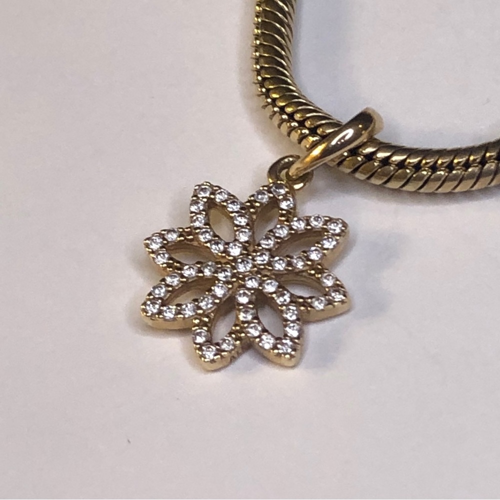 SOLD Pandora Solid 14k Lace Botanique Flower Charm Dangle G585 Ale
